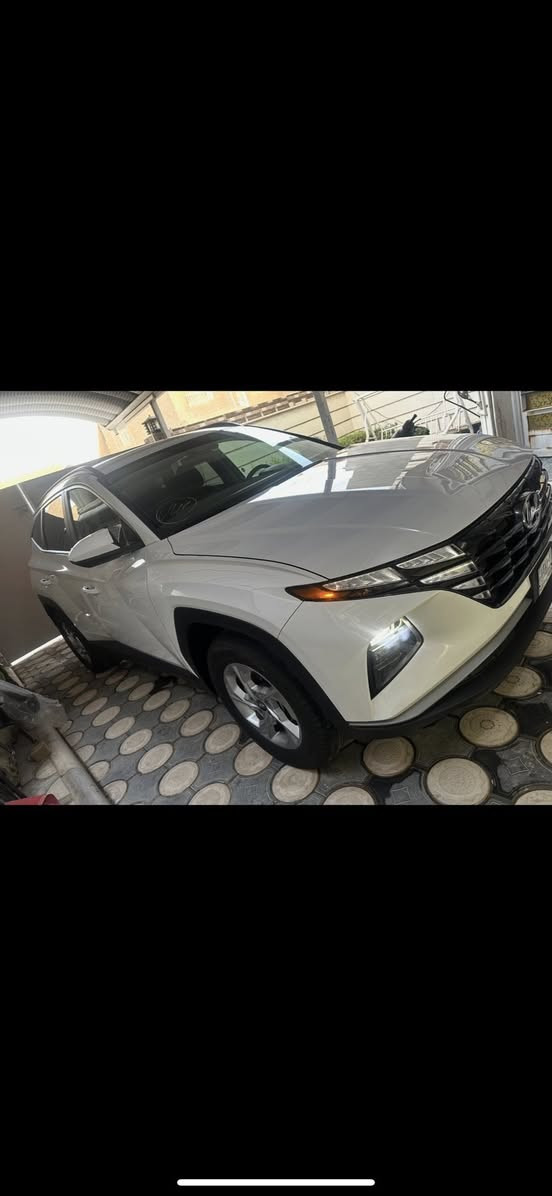 توسان للبيع موديل ٢٠٢٣بدون رقم تترقم جميع المحفظات السياره بسمي حدثها بيبان لمبدلات جدات السياره حلوه ماناقصهابرغي حلوه بدون شخوط بدون باردبجم كفاله مكينه ٢٥٠٠ماشيه ٢٨مكان السياره حله السعر١٨٨وبيها مجال صورالحادث بل منشور***********
