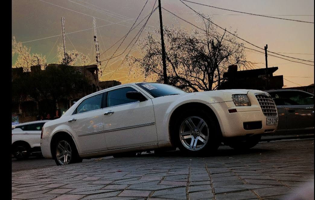 تخم ويل مع تخم تاير 
#حجم (  18 )
للبيع السعر  375
 العنوان بغداد الشعب 
***********
