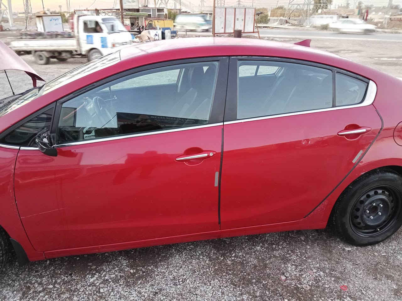 كيا فورتي موديل 2015 محرك 2000 مكينة GDI الحادث موضح بنيد مصبوغ الايرباك ما طاك تدفئة كشنات وتبريد قطعتين تحكم ستيرن سنوية بأسمي بغداد المكان بسماية السعر 100 وبيه مجال بسيط الاتصال ***********
