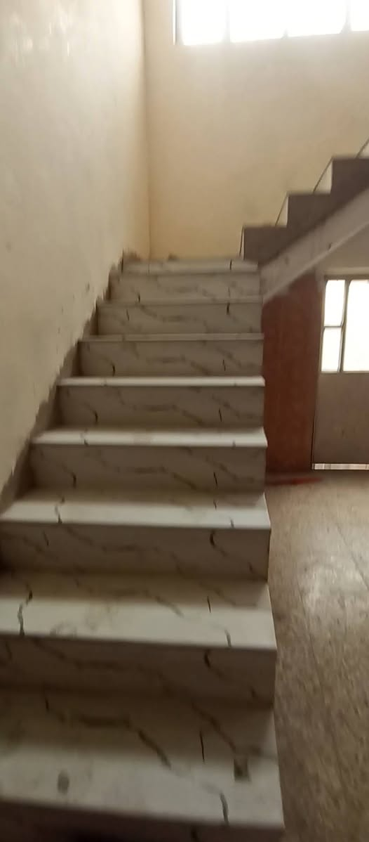 بيت للبيع – بغداد الشعلة / السلاميات
بيت بمساحة 200م
موقع مميز جداً وقريب على الشارع العام – شارع بيت نورية
يتكون من:
4 غرف نوم
استقبال واسع
مطبخ
كراج سيارة
وكل الملحقات متوفرة
البيت مناسب للسكن العائلي وموقعه يخدمك بكل احتياجاتك اليومية.
للجادين والاستفسار عالخاص أو الاتصال 📞***********
***********
