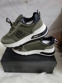 صباح الخير حبايب قطع اخيره والقياسات من 39الحد 44متوفر بس هاي اصور الح...