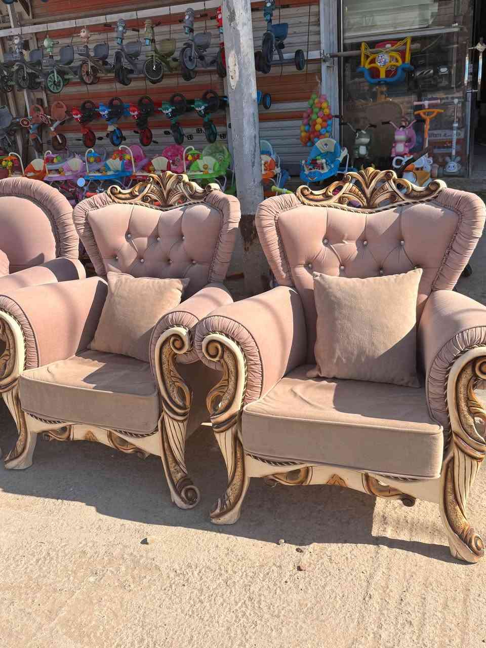 اللهم صل على محمد وال محمد اتخامه تركية السعر 750 الف سعر نهائي تعال اختارلك واحد مستخدم شي قليل العنوان العزيزية شارع الخليج معرض ضياء 
*********** الصويرة, واسط
