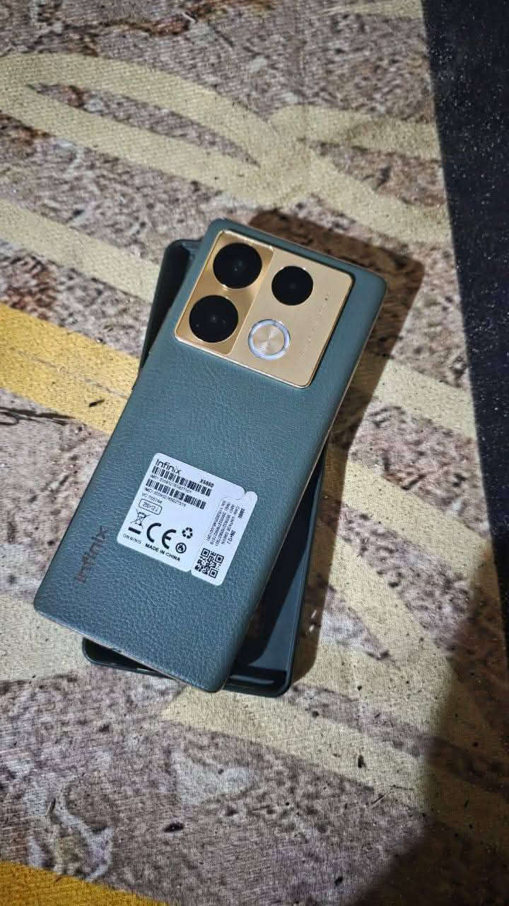 سلام عليكم
جهاز :Infinix NOTE 40 Pro+ 5G
جهاز اخو جديد استعمال شخصي وليسه العاب
ذاكره 256 
رام 12+12نسخه خاصة يعني 24 يصير👉
بطارية4600
شاحن 100واط حقيقي ويدعم خاصية الشحن
الذكي +السريع سوبر جارج
الجهازسعره ١٩٠وبي مجال مكاني نجف حولي وله ملعب نجف دولي ملاحظة جهاز بي فطر واحد بل شاشه كبالك مبين
***********توصل وتساب
