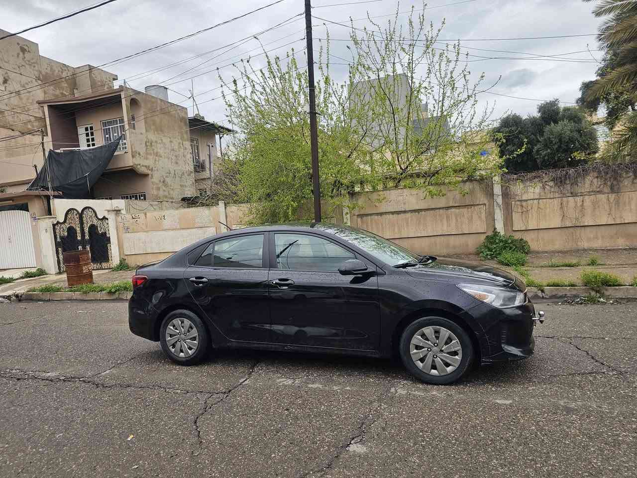 السلام عليكم 
كيا ريو
للبيع فقط 
السعر مناسب جداً 109
موديل 2019 وارد امريكي 🇺🇸🇺🇸
موصفات نص فول 
رقم دهوك  الدولي 
كابون بأنزين الكتروني ⛽️
وارد امريكي 
تبريد ثلج ❄️❄️
محرك وكير شرط شرط ما مفتوح بيهم برغي 
محرك 16 GDi
سياره ضررها جاملغ امامي يسار بدون دواخل بدون ايرباك 

السياره جاهزة وحلوة 

رقم التلفون ☎️☎️
***********
