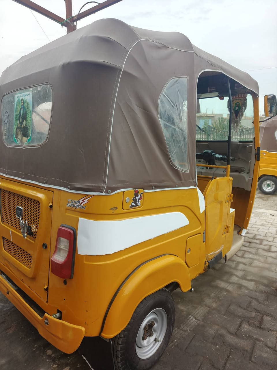 تكتك للبيع مديل 21طالع ب22كفاله عامه ماعده هاي طخه لموضحه نتصل***********
