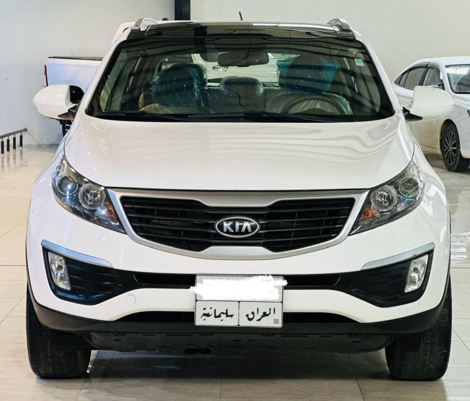 سلام عليكم كيا سبورتج للبيع موديل 2012 سياره احله من صور مال بيت مكفول كفاله عامه من كير محرك محرك الغين دوش مامفتوح  صدر اطارات جديده مكفوله من صبغ ضرر بارد صور سونار موجود سياره ماشيه 170 ألف حقيقى رقم سليمانيه جديده احد 27 هزه جديده دهن جديده سياره قطعه نادره مواصفات حساس كامره تحكمات بنورامه فول   سعرها 150 بيهه مجال للشراى كلشى اكو بل سوك مكانى قضاء كلار اتصال ***********
