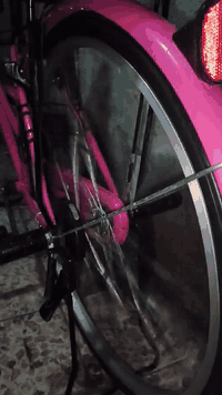 سلام عليكم بايسكل للبيع السعر 120وبي مجال النجف جديده الثالثه التواصل واتساب ***********
