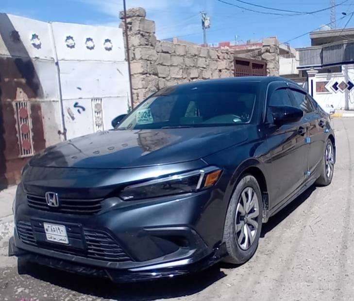 هوندا سيفيك سبورت24
ماشيه 26,الف  محرك 2000 تنفس طبيعي  بانزين وليس هايبرد بيه بنيد وجاملغ مبدلات وباب فقط كلير  علمنا راديتر اصلي ماصلته الدعمه 
السياره بدون رقم بعده ع فحص تسجل كل المحافضات عده الشمالي 

135ورقه وبيه مجال حك الجيه
مكان السياره سامراء 

رقم ***********
