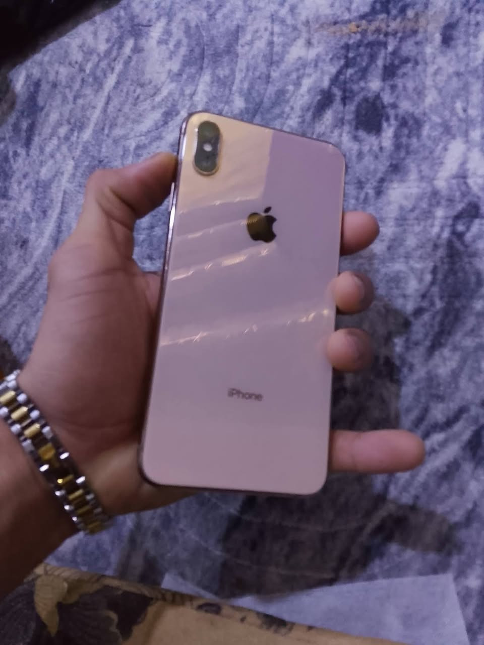 السلام عليكم
Iphon X MAX
الذاكرة 256
الجهاز نضيف جداً
مستبدل بطاريه نوعية ممتازة ضمان
الشاشه بلادية
ملاحظه /الكامرة الخلفية تشتغل بس بيها تراب
الكامرة الاماميه تحتاج تبديل ويتفعل الفيس ايدي
السعر 160 مع مجال بسيط وبخدمتكم
***********
بغداد بياع
