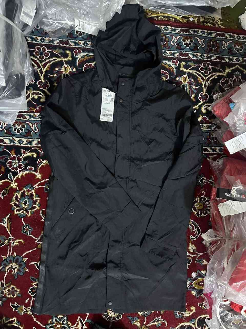 بسم الله الرحمان الرحيم شروة 2100قطعة جديد (وليس مستعمل)
منوعات قماصل بلوز رسمي هودي بجامة بنطلون قميص قمصلة طويلة بلوز قطن القطعة 3الاف جملة ابيع كميات 

القماصل 280

قمصلة طويلة 145

هودي 105

قميص80

بلوز رسمي 170كلش حلو للطلاب 

وباقي التفاصيل بلخاص او على الرقم 

***********
