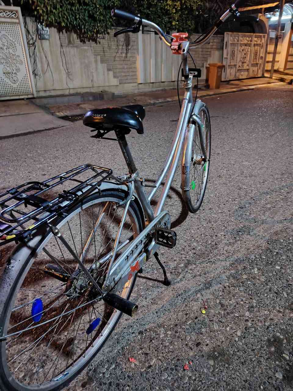 بايسكل ياباني حجم ٢٧ للبيع كله  شغال السعر ٦٠ وبي مجال كركوك حي عدن بيع مستعجل عليه


**إذا كنت صاحب هذا الإعلان وتريد حذفه لأي سبب، رجاءا أرسل رسالة إلى الدعم الفني**