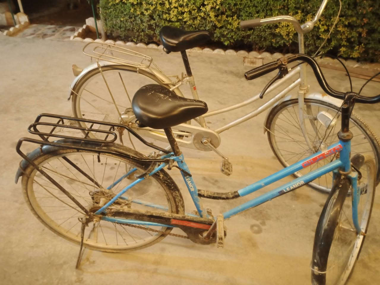 قيم وخذ اذا عجبني السعر
***********
