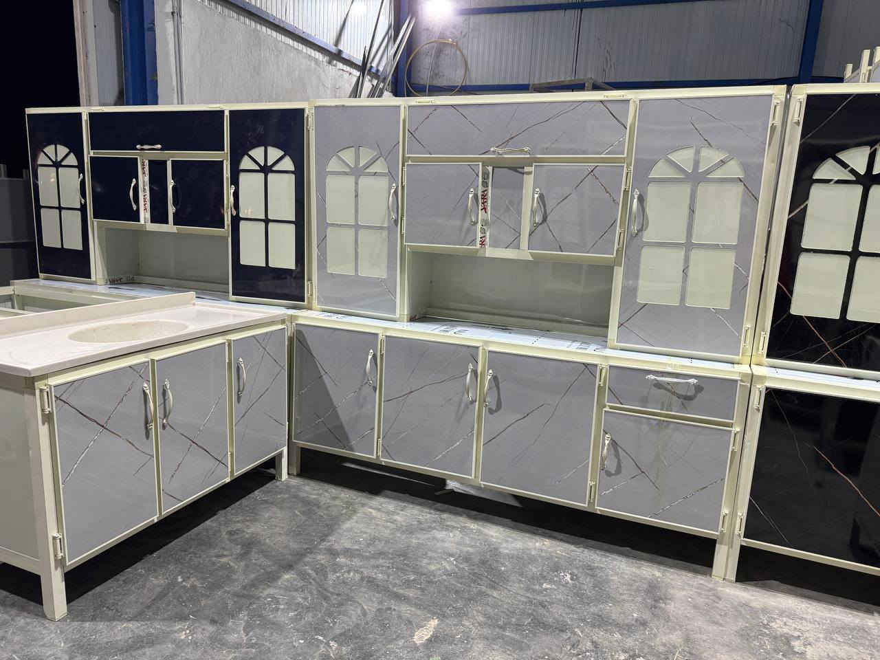 للبيع 
مترين مع سنك مرمر 
يتوفر توصيل محافظات


**إذا كنت صاحب هذا الإعلان وتريد حذفه لأي سبب، رجاءا أرسل رسالة إلى الدعم الفني**