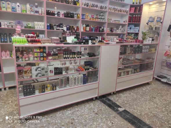 من اعمال مطبعتنا 
رفوف ( محلات _ صيدليات _ كوزمتك ) 
التصميم حسب الطلب 
مطبعة النعمانية 
***********
***********
***********
***********
ابو سامر القريشي واولاده
