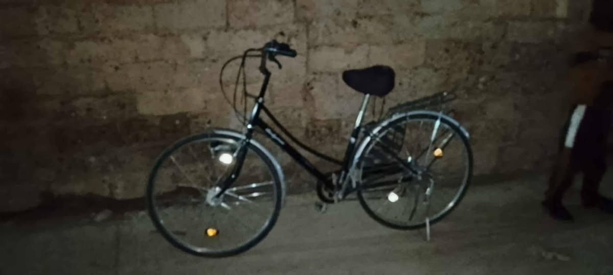 السلام عليكم بايسكل للبيع حجم27 لون اسود كير خارجي شغال حساس شغال كلشي ما عايزو  السعر 85وبي مجال تواير وچوابه جدد
 هذا رقمي*********** مكاني شركاط القصبة وحياكم
