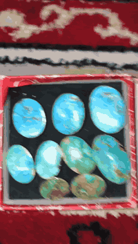 فيروز نيشابوري
حجم كبير وحجم وسط وصغير 
مكاني بغداد مدينه الصدر  ***********
