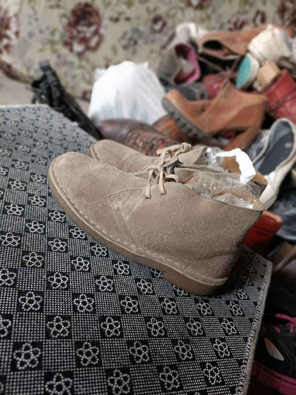 90 جووت پێڵاوی بالەی ئەوروپی بۆ فرۆشتن جووتی 750 دینار شوێن سەیدسادق
***********
