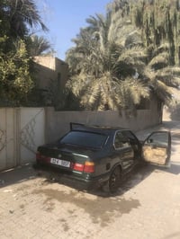 بي ام موديل ١٩٩٠ حجم٥٢٠  السياره جهازه مكينه جديده صار شهر من شديتها ح...