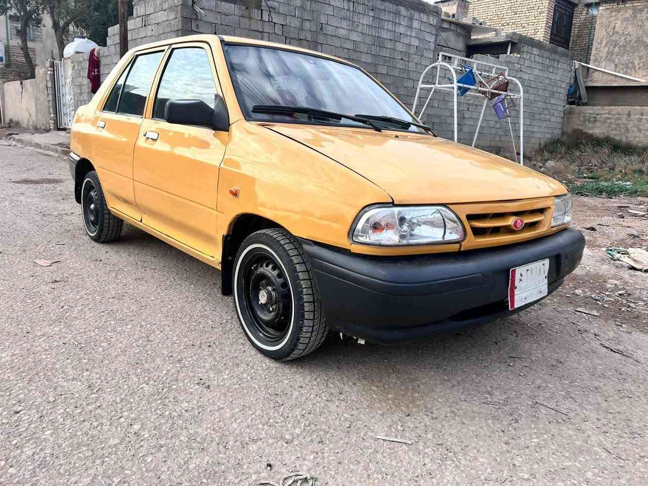 السلام عليكم /سايبه للبيع موديل 2017 شرط التحويل رقم بغداد مصفره هيئه وغرامات مكينه وكير مكفولات تخم تاير توني شاده حداديه صدر كامل دبلات والوي جديد
شواصي طاكات ومعمره خياس بل الجنطه كد شبر مسويه معمرهن ماعايزه شي سياره مصروف عليه وكامله  العنوان بغداد حسينيت المعامل السعر (٣٤)وبيه مجال
اهم شي اريد تحويل الياخذه ***********
