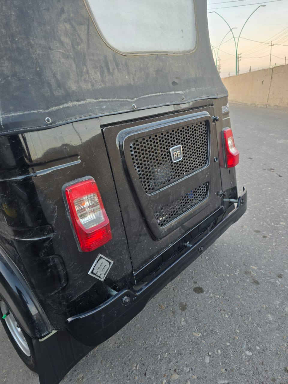 السلام عليكم تكتك البيع 24 اصولي اوراق كفاله من شخط والتفيلس وكيلها شاكر
اتصل 

***********

‏‪***********‬‏
