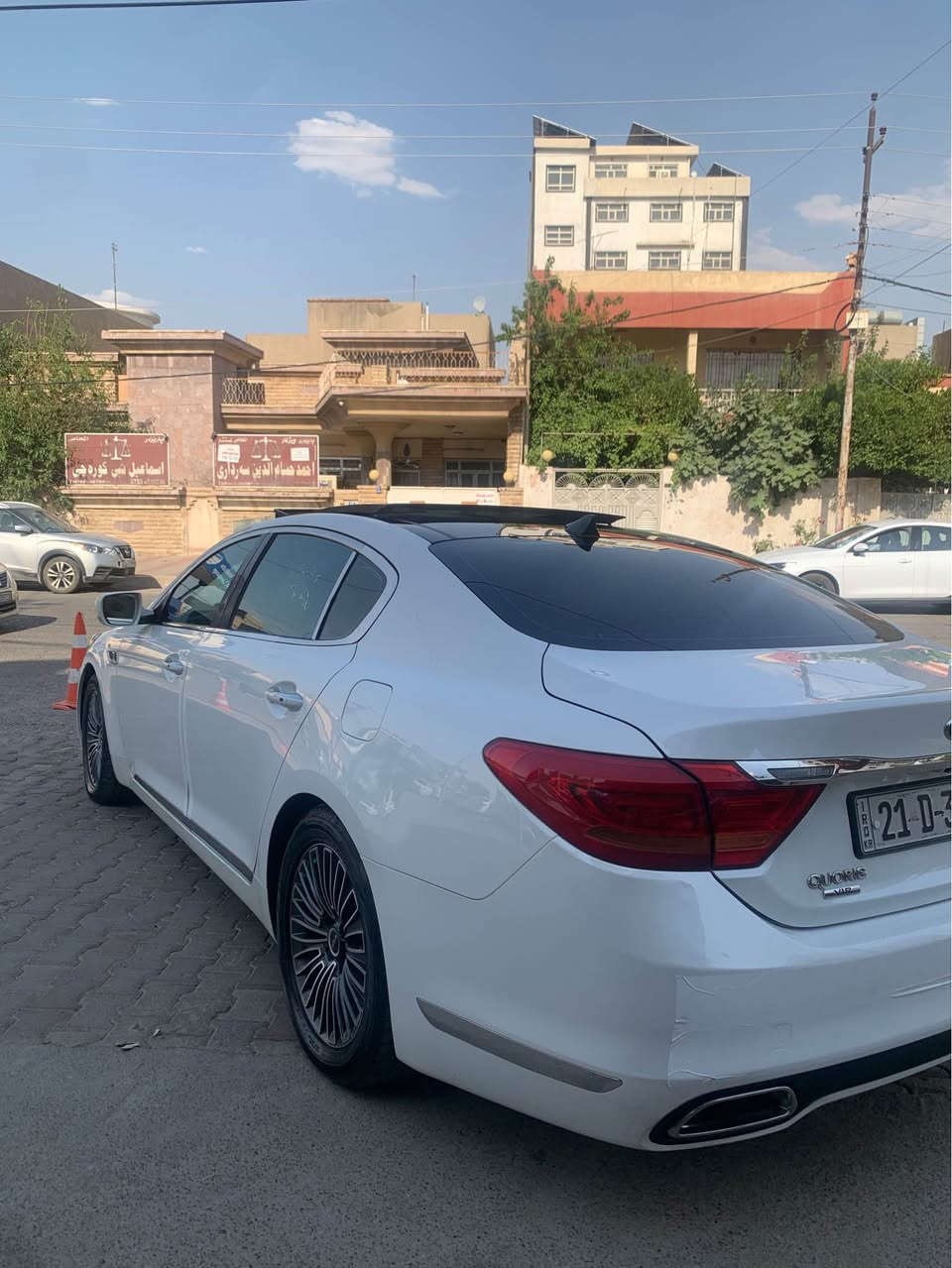 🔹فقط بيع نقدي 🔹

▪️Kia kores ▪️
▪️وارد خليجي موديل / ٢٠١٥ ▪️
▪️محرك ستة سلندر كبس ▪️
▪️مواصفات فوول سلايت ▪️
▪️فقط جاملغ واحد سبغ ▪️
▪️بدون دواخل بدون ايرباك ▪️
▪️مكانين صغير تعديل بارد ▪️
▪️رقم و سنوية جديد ▪️
▪️ماشي ( ١٩٢ ) الف كم ▪️
▪️عنوان اربيل ( *********** ) 

▪️سعر ( ١٦٥ $ ) مجال ▪️ أربيل, العراق

