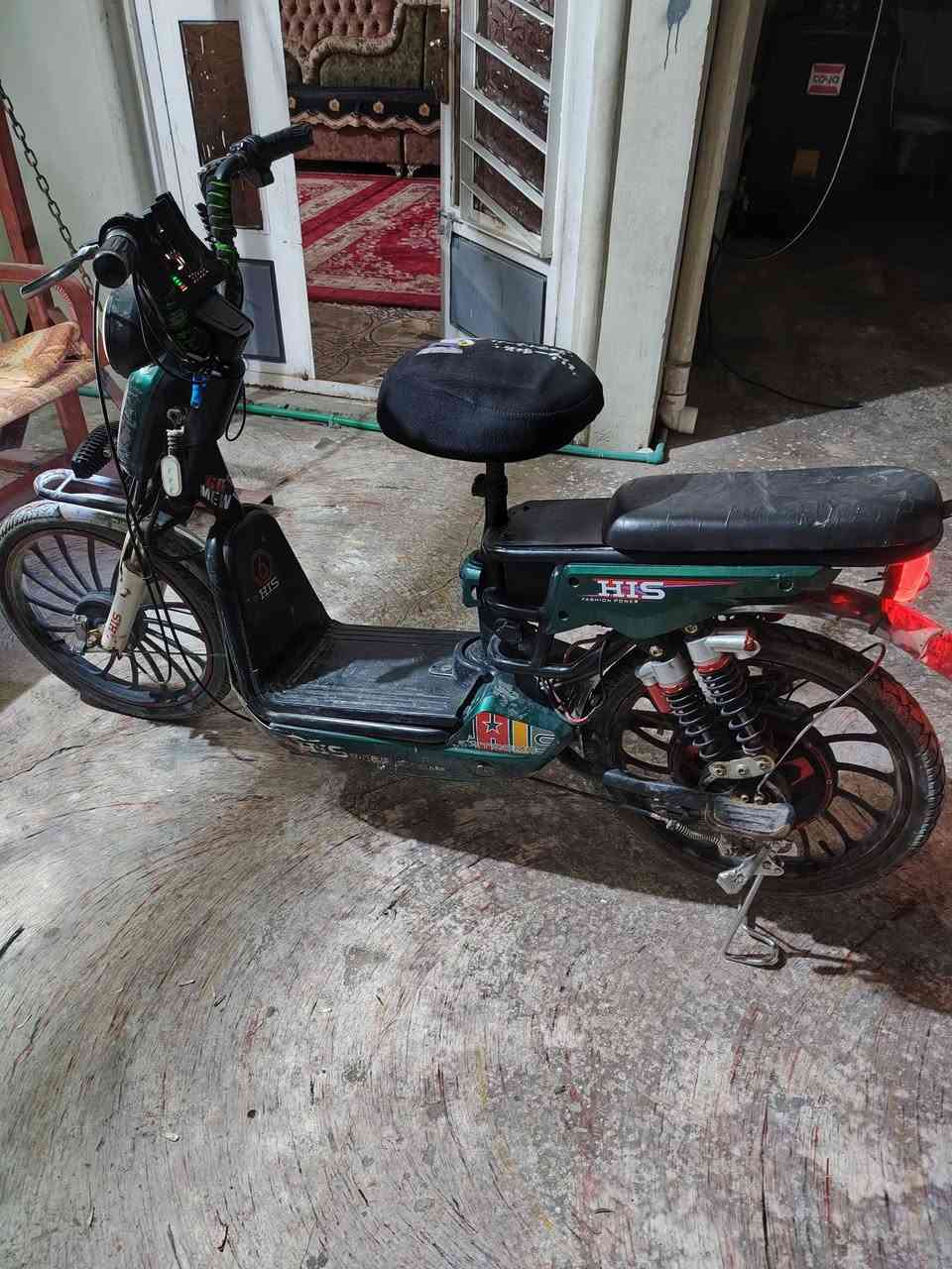 ماطور شحن نوعHISهايز حجم20خمس بطاريات كله شغال كهربائيات اشاير بگ لايت السعر 175مجال بسيط  الخاص مفتوح الاتصال ***********
***********
