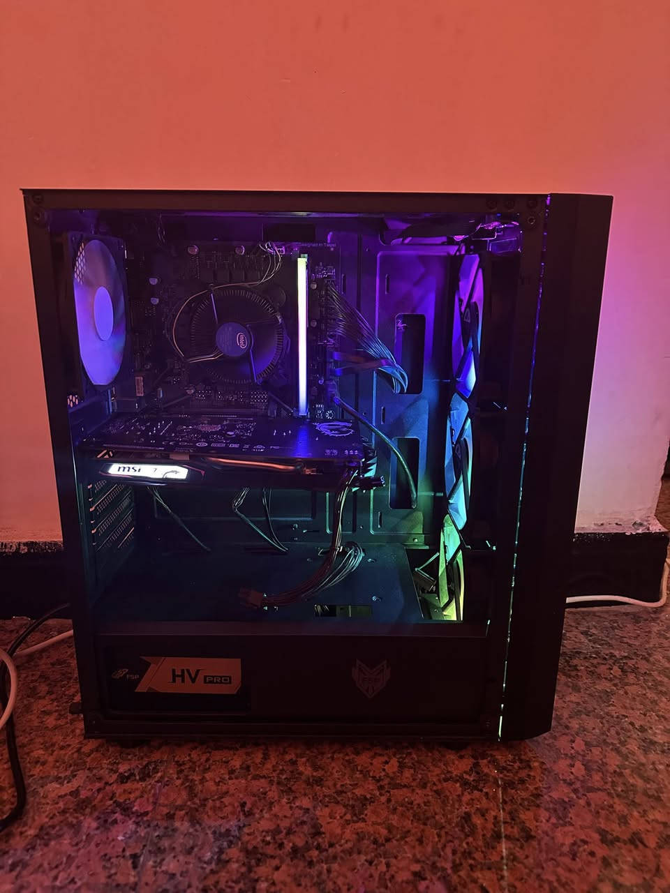 سلام عليكم 
اخواني للبيع كيس نضيفه كلش 

موصفاتها:
كرت gtx 1650 
معالج i3 10f
رامات 8gb 3200 rgb
مذربورد h510m s2h
بورسبلاي 550w hv plus من fsb 
كيس من fsb كلش مرتب 
المبرد نفسه الي يجي ويه المعالج 
سعرها ٤٥٠ الف وبيها مجال بسيط 
للتواصل على هذا الرقم واتساب فقط ***********
مكاني بغداد

