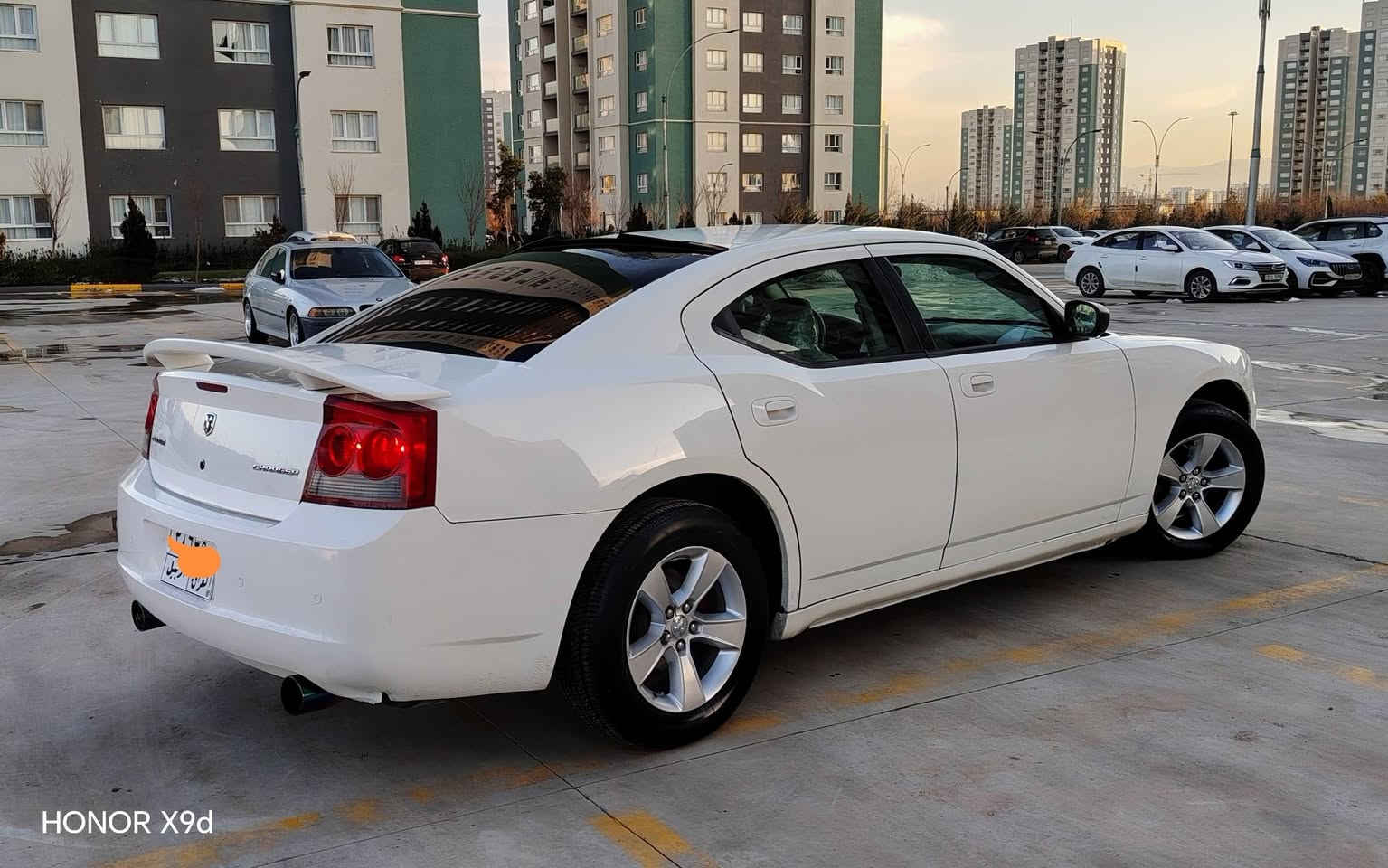 بسم الله سلام عليكم دوج جارجر موديل 2010 اصل حجم محر 3500 اصل اي بيس جبير  مكين كير تبريد تدفئه  صدر مكفول كفال  هزا فحص مرور جديد شرط تحويل  ملاحظه سيار بيه ثلاث قطع صبخ بابين جملغ بدون دواخل ((سعر ١١٢ ورقه )) مكان سيار سليماني رجا اذا مو شراي لاتكسر حلال ناس مع احترماتي ***********
