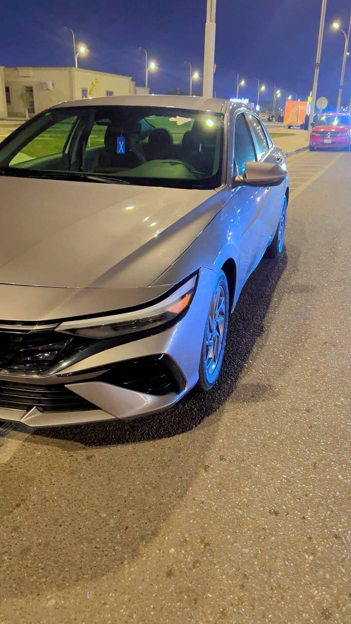 السلام وعليكم 
هونداي النترا  SEL

موديل 2024 

بصمة وبصمة أبواب 

شاشه 

عينه ليزرية 

نقطة عمياء 

رادار امامي 

توقف ذاتي 

حساسات خلفيه

كامرا دواره 

السياره حادثها حلو ليريدها يراسلني او يخابرني وادزله صور الحادث على الخاص 

للاستفسار  ***********
