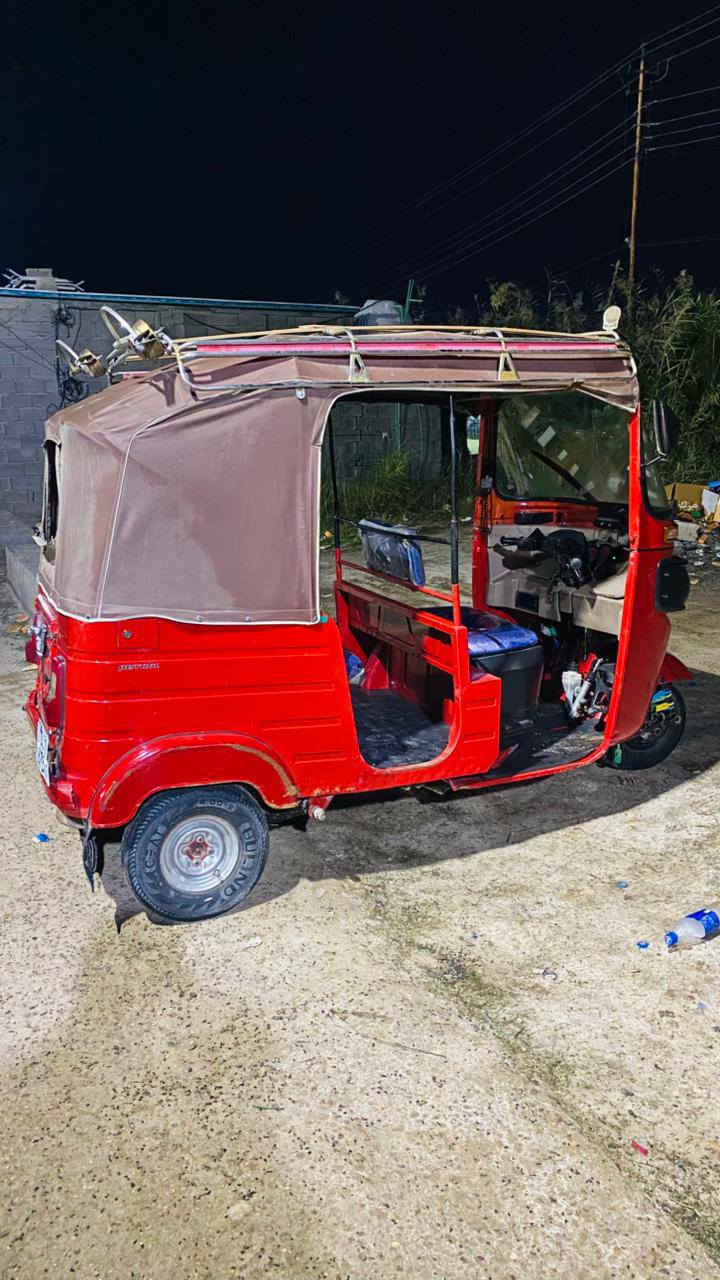 سلام عليكم تكتك 2020رقم وسنويه رقم نكليزي بسمي تحويل ثاني يوم كدام عينك صور مكفوله من ضربه تخابرني اشرحلك كل تفاصيل  السعر 7/300وبيهه مجال  بسيط
الرقم***********
