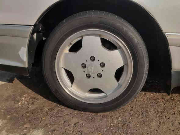 سلام عليكم غراض بطه محور البيع شتريد موجود جوه السوك العنوان ميسان قضاء كميت ***********
