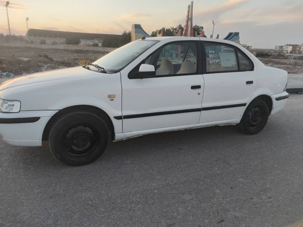 سمند ٢٠١٠
مكينه وكير شرط كارتون
حداديه جديده
تخم تاير
باتري جديد
تبريد ثلج 
دواخل شركه شرط ابطاين مامفتوحه بلاد
السياره مال جناي جديده
مكفوله من الضربه والتبديل بيه رشات صبغ بلهلاليات إثر خياسات
مكاني السماوه السعر ٣٩وبيه مجال قليل للشراي
***********
