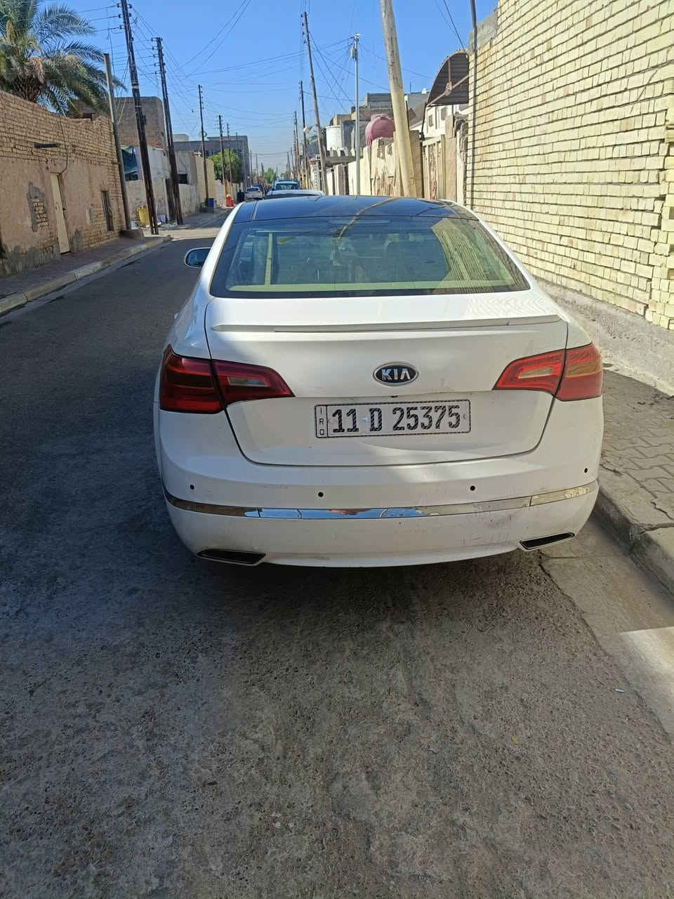 السلام عليكم
كيا كادينزا خليجي موديل 12 

محرك 6 حجم 3500

فول مواصفات 

بصمة تشتغل 

بصمة ابواب 

كشنات جلد 

مري قلاب 

بانوراما 

بردة خلفية 

وبعد بيها مواصفات 

گير مكفول ما مفتوح محرك مكفول ما مفتوح 

السيارة بيها صبغ الجاملغ الامامي  الأيمن 

نواقص السيارة صدر بس مو كلة تعبان بس رواط وبوش 

وينراد دعامية امامية مو حلوة 

مكان السيارة بغداد المدائن سلمان باك 

السعر 102

*********** اتصال

*********** واتساب
