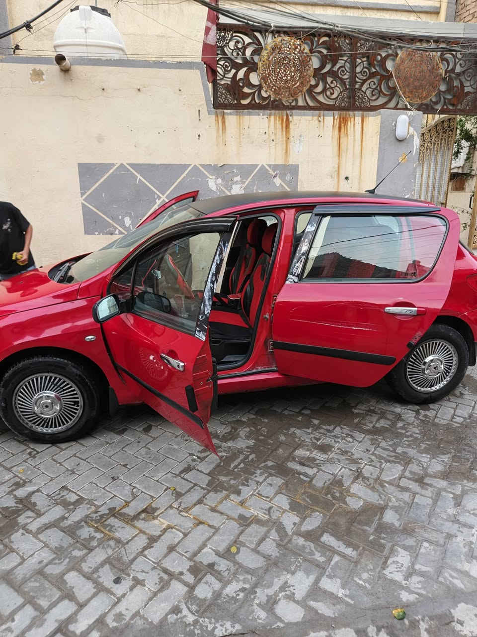 سلام عليكم رجا لاتكسر بالسعر
بيجو فرنسي 307 لون احمر رقم بغداد بسم صاحبها موجود حي يرزق... سياره نضيفه وتعبان عليها بيها بعض الملاحظات بيها اشخوط بالباب الخلفي للسايق وبيها طعجه بصف الصندوك زغيه.. تبريد شغال شاشه ايباد  تخم تاير جديد.._كير اتو_ سياره كدامك وشوفها تجي تفحص بعينك  مكاني بغداد مدينة الصدر الجوادر سعر السياره 57 وبيها مجال حك الجيه واسف على الاطالة......


**إذا كنت صاحب هذا الإعلان وتريد حذفه لأي سبب، رجاءا أرسل رسالة إلى الدعم الفني**