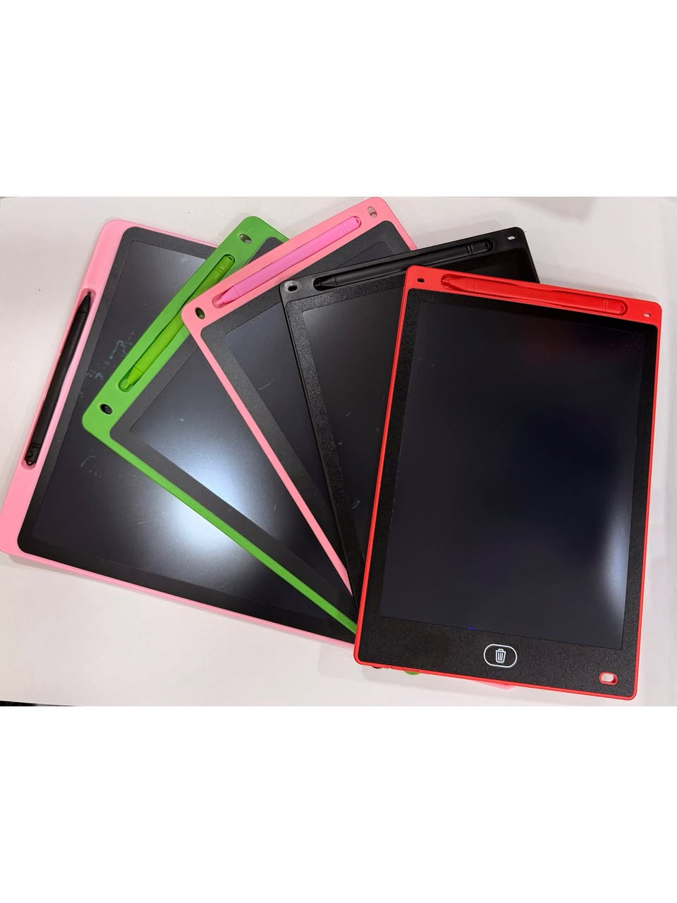 سبورة ألكترونية✨
مناسبة للصغار والكبار بجودة ممتازة وأسعار مناسبة👌🤑
عند مكتبة الامتياز✨

📍حلة - شارع 60 - داخل فرع مرطبات كوكيز
#مكتبة_الامتياز #مكتبة #سبورة


**إذا كنت صاحب هذا الإعلان وتريد حذفه لأي سبب، رجاءا أرسل رسالة إلى الدعم الفني**