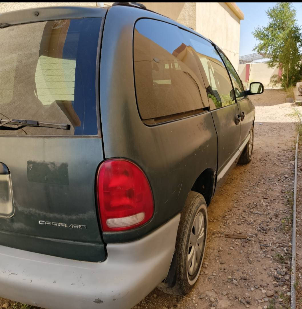 للبيع دوج 7 راكب موديل 96 مشروع موازي سنوية عظم رقم ألمانيR  محرك حاوية صار أسبوع شاده كير جيد تبريد جاهز بس عايز غاز عندي وكالة وصاحب السنوية بكركوك يحول مباشر
للأستفسار @ ***********
السعر 33 بيها مجال بسيط
المكان صلاح الدين
أذا مراوس بمارسيدس 300
