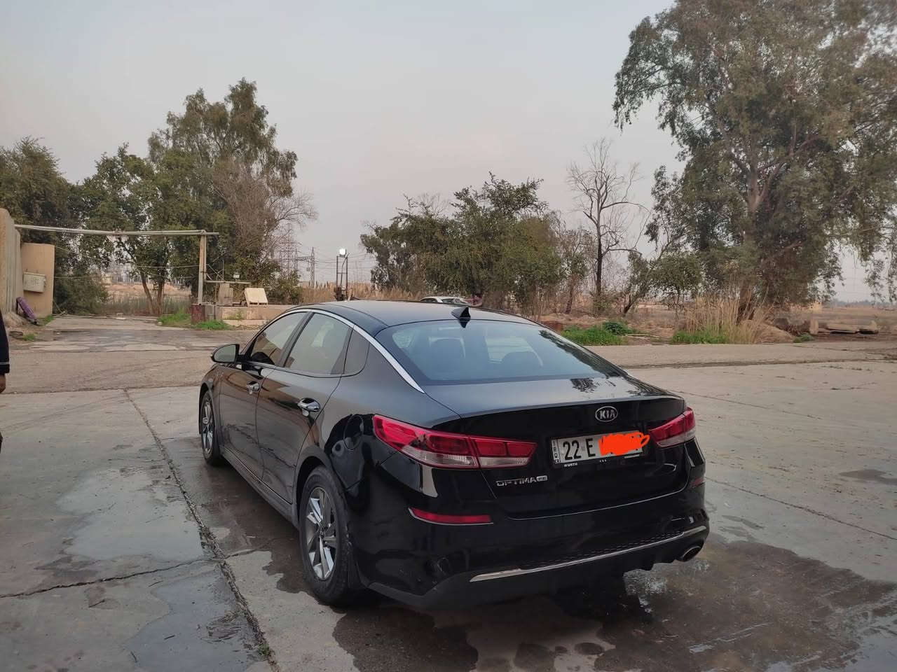 السعر 145 وبيها مجال
***********
للبيع  كيا اوبتما 2019  وارد امريكي 
رقم اربيل ... بأسمي.
السياره  جديده تحويل مباشر 
مواصفات نص فول 
محرك : 2.4 GDI   
المواصفات: 
 /شاشه كبيره /كامره دواره /حساسات خلفيه /رادارات تنبيه اجتياز جانبيه /تبريد قطعه /تحكم ستيرن 
 (بلادي من الشركه) /بروجكترات 

 ناصبتها كلش حلوه
والف خير عليه لياخدها
(ايرباك سليم)

االمسافه المقطوعه حالياً (80الف    ميييل )
.....
