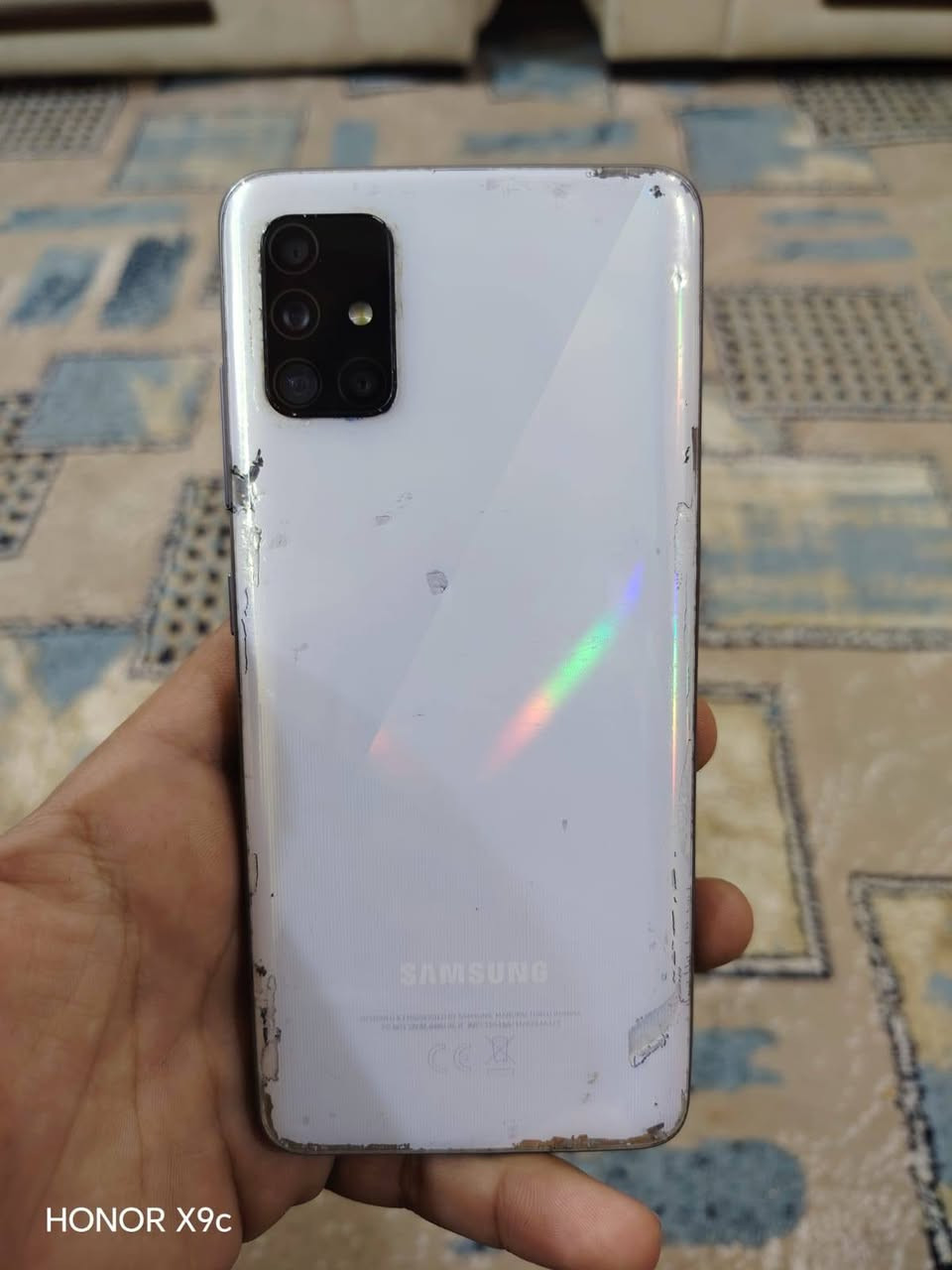 السلام عليكم جهاز اي 51 جهاز نظيف شاشه اصليه فقط مبدل الجهاز ما مبين عليه اي مبدل جال شاشه اصليه اخذتها ذاكره 128 رام 6 تصوير بي يخبل الجهاز سعره 100 وبي مجال مكاني بغداد ابو غريب رقمي ***********
