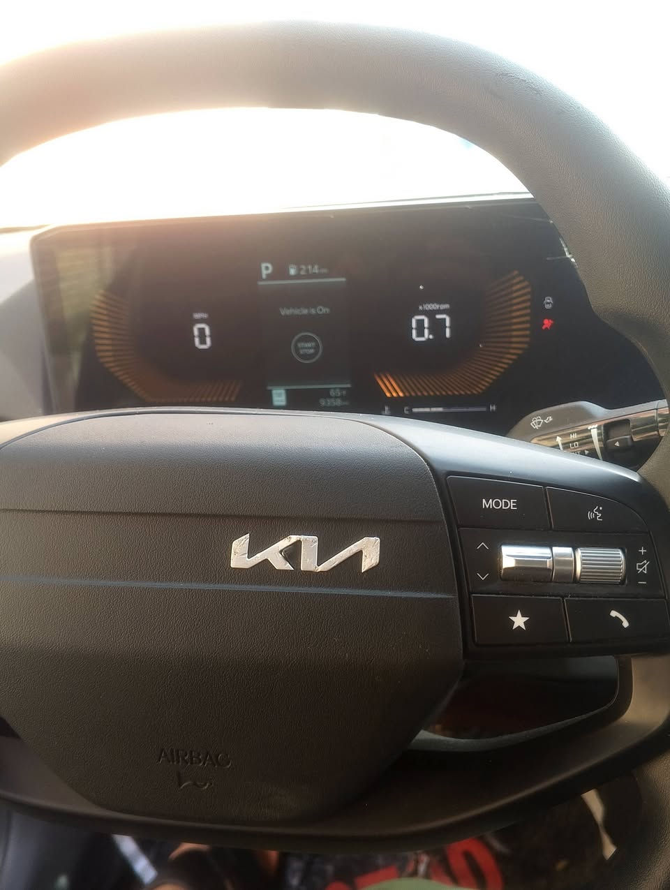 كي فور موديل 25 
السيارة معروف بالمواصفات 
للبيع السعر ب 155 دولار 
بدون رقم مكان السيارة بغداد 
للاتصال ***********
