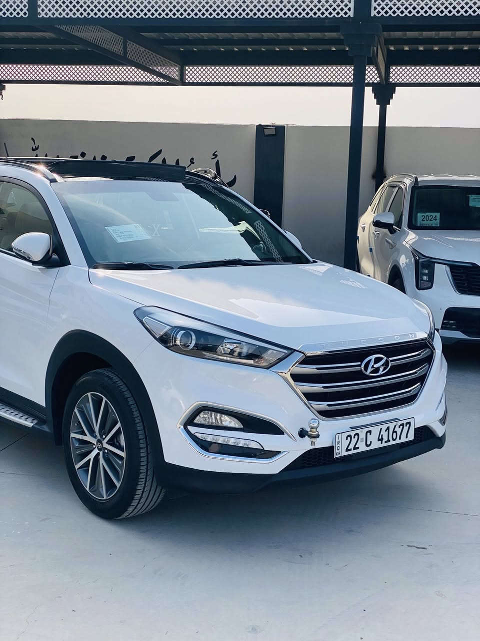 تكسون 2017 خليجي كوري
بنرامه 
شاشه تحكمات ستيرن 
حساسات امامي خلفي 
قطعتين تبريد 
دوسات 
لايت لد بك لايت لد 
ماشيه 70 حقيقي 
وضع شركه 
الاستفسار:***********
