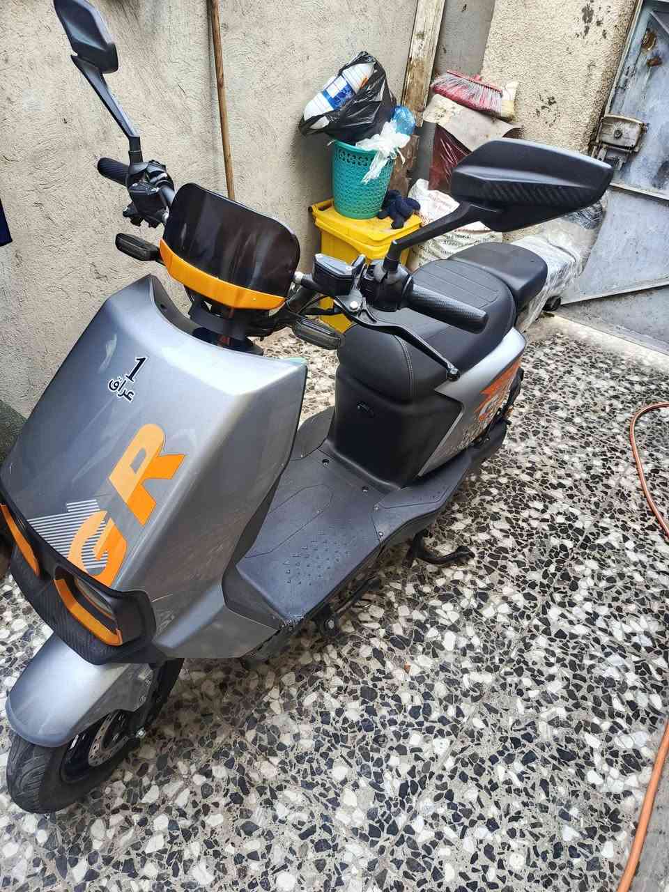 السلام عليكم
دراجه شحن للبيع 
النوع GR
الموديل 2025
بطاريات 2025
السرعه 85 حقيقي 
مواصفات الدراجه 
مثبت سرعه 
حساسات ابريك امامي خلفي 
ابريك دسك 
خمس بطاريات كبار او تكدر اضيف وحده اسويهن 6
بصمات العدد2 سويج العدد2 كرت العدد 2
لايت زنون عالي ناصي 
اشاير يمنه يسره 
الملحقات : شاحنه اصليه تقره الشحن رقم من 100
امرايات يمنه يسره 
صندوق كبير خلفي يفتح علا المفتاح 
السعر مناسب 400 او بيهه مجال بيع مستعجل 
التواصل فيس متواجد


**إذا كنت صاحب هذا الإعلان وتريد حذفه لأي سبب، رجاءا أرسل رسالة إلى الدعم الفني**