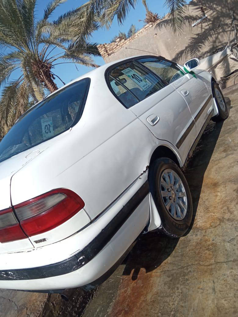 السلام عليكم كرونا للبيع موديل 95 رقم بغداد انكليزي سنويه 2830 مكفوله من الكص والنقل الجثه ولضربه القويه كير ومكينه خير من الله السعر 42 وبيه مجال ***********
