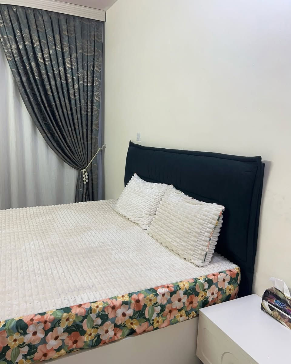 خياط حسب الطلب اي شي تردو 
واسعار مناسبة 
خياط دقيق وراقي 
⁩ استفسارات خاص  
جددو ويانه فرشات الصيف 🥰


**إذا كنت صاحب هذا الإعلان وتريد حذفه لأي سبب، رجاءا أرسل رسالة إلى الدعم الفني**