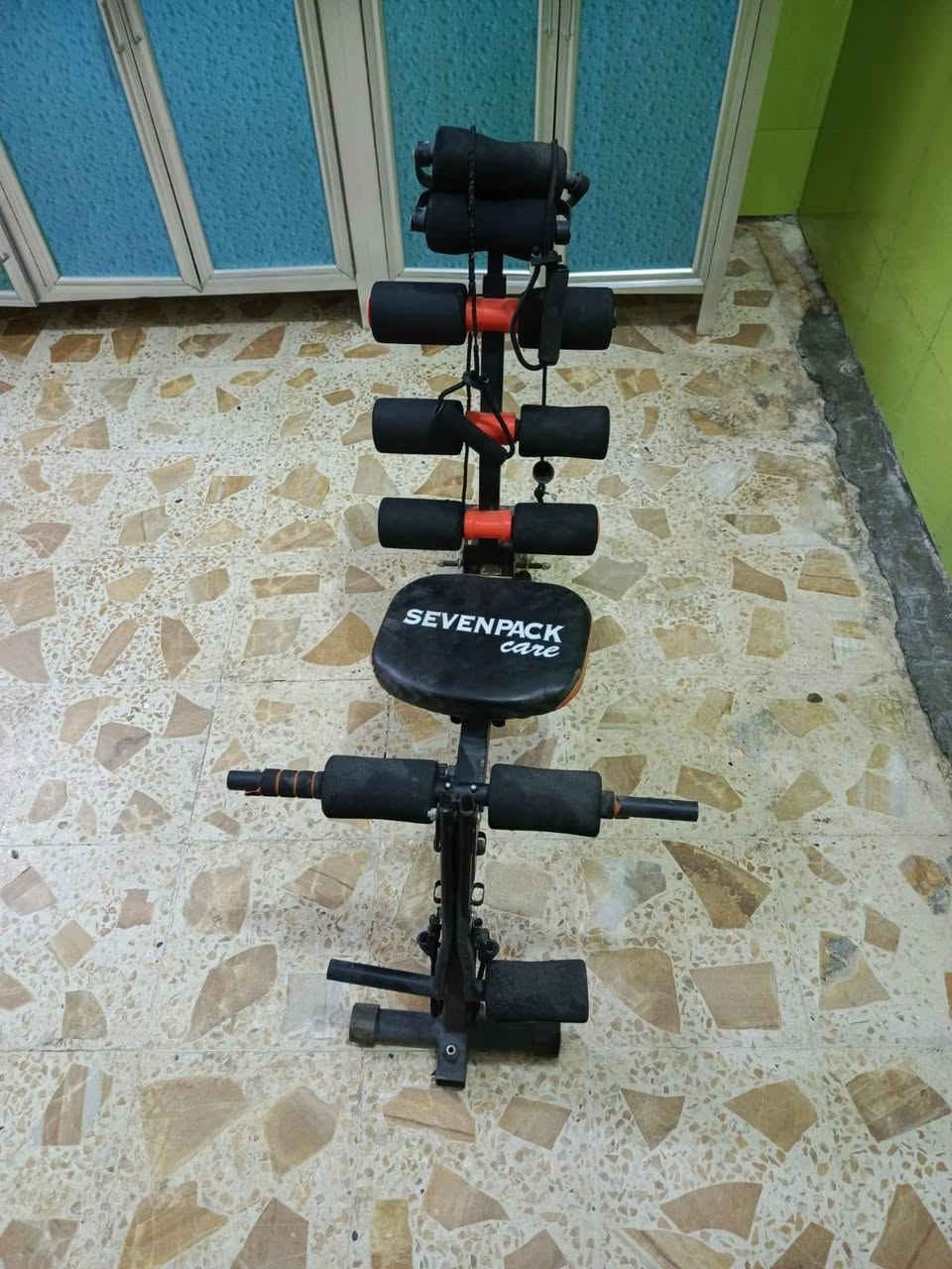 جهاز رياضي للبيع
خمس لعبات استخدام قليل
السعر 150 الف


**إذا كنت صاحب هذا الإعلان وتريد حذفه لأي سبب، رجاءا أرسل رسالة إلى الدعم الفني**