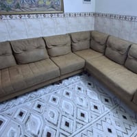 ديوان وتر بروف • ٩ مقاعد • يتحول سرير