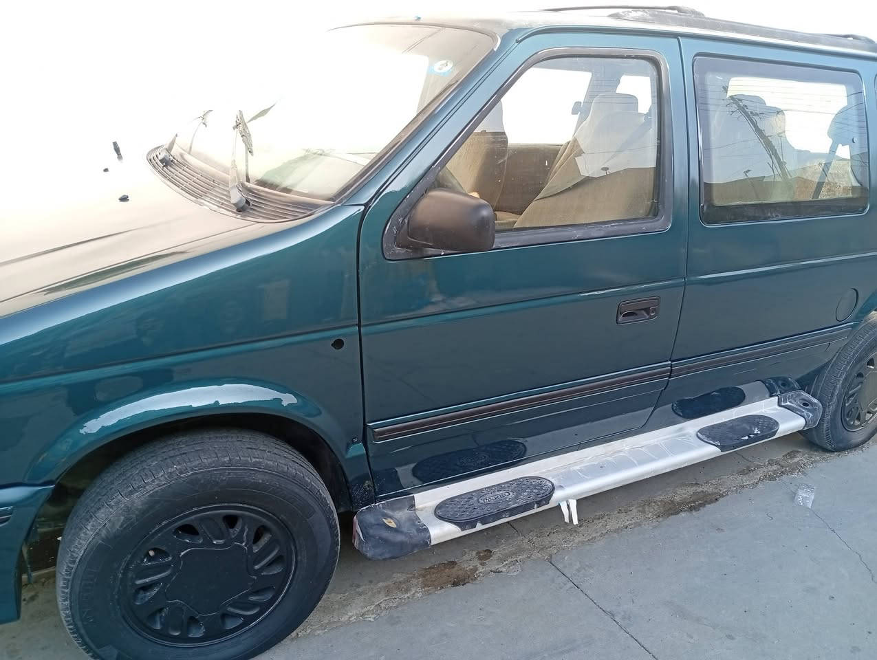 كلايزر موديل93 محرك كامرى تبريد شغال بيه دفتر بنزين سياره مصبوغه حزام مكان سياره كركوك سعره44////***********
