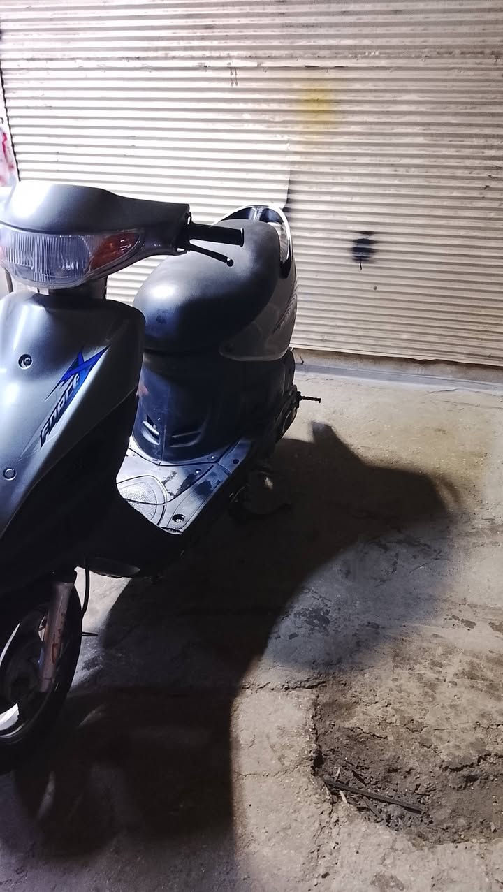 السلام عليكم دراجه للبيع قجمه دراجه اي نقسمه بيها ماكينه ناعمه كهربائيات شغاله مكانيد سعر 400.        ***********
