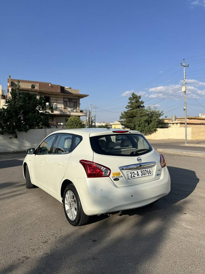 به ناوي خوداي گه وره 
نيسان تيدا مؤديل 2014
گير و مكينه به شه رت گير تؤماتيك 
بي كيشه يه بي سبوغه ته نها يه ك قنجي بچوكي هه يه پشتو پيشي  كه پسه
ته قه و رقه به شه رت 
تحويل غرامه به شه رت 
سعري 108$ورقه 
بؤ زانياري زياتر په يوه ندي نامه بنيره. شقلاوة, أربيل


**إذا كنت صاحب هذا الإعلان وتريد حذفه لأي سبب، رجاءا أرسل رسالة إلى الدعم الفني**