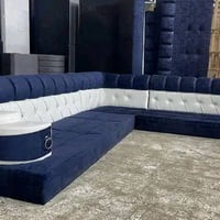 ديوان ستندر • ١٠ مقاعد • بغداد