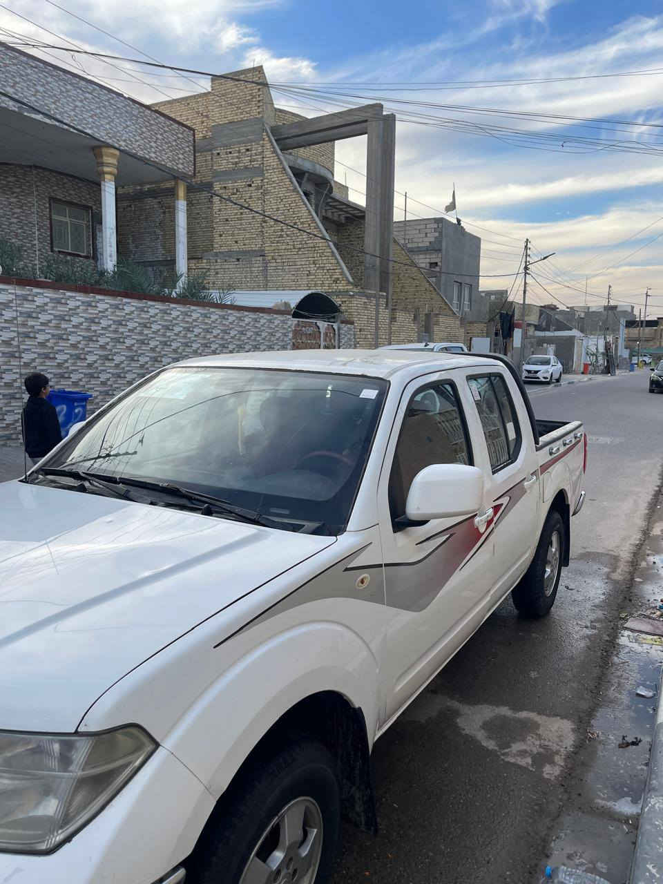 اسلام عليكم نيفاره موديل 14 سياره جديده تخم تاير مكينه  جديده سياره جاهزه من كلشي العنوان بصره رقم الهاتف***********
